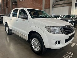 2014 TOYOTA HILUX 2.7 VVTI RAIDER R/B P/U D/C FOR SALE R150 000.  71 792 KM      MANUAL     PETROL   Seller's comments Rent To Own Option Available Deposit R20 500 | R2 899PM.  This robust double cab offers reliability and endurance that other brands only dream of. With a fuel tank capacity of 80 liters, it efficiently balances power and economy, boasting an estimated fuel consumption of around 11.5 L/100 km. The 2.7-liter VVTi engine is the epitome of durability, providing ample power without sacrificing efficiency. Its rugged design coupled with Toyota's legendary build quality makes it a favorite among the discerning drivers who appreciate a vehicle that can truly do it all. I'd expect nothing less from such an excellent machine, and you can currently view this vehicle.   WE DO DELIVERY COUNTRYWIDE BY ARRANGEMENT!!