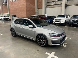 2017 VOLKSWAGEN GOLF 7 GTI 2.0 TSI DSG  FOR SALE R219 990  133 621km   Automatic     Petrol  Seller's Comments EXCELLENT CONDITION, FULL SERVICE HISTORY , ACCIDENT FREE, 1 PREVIOUS OWNER , ABS, AIRCON, AIRBAGS, RADIO, BLUETOOTH, CRUISE CONTROL, MULTI FUNCTION STEERING, FOG LIGHTS, DRINK HOLDER, CENTRAL LOCKING, ELECTRIC WINDOWS, PANORAMIC SUNROOF, REAR A/C, LEATHER SEATS, LED DAYTIME LIGHTS, XENON, WELL MAINTAINED VEHICLE.  AVAILABLE ON CASH OR FINANCE , RENT TO OWN OPTION DEPOSIT R20 500  |  MONTHLY INSTALLMENT R3 999PM × 51 MONTHS !!